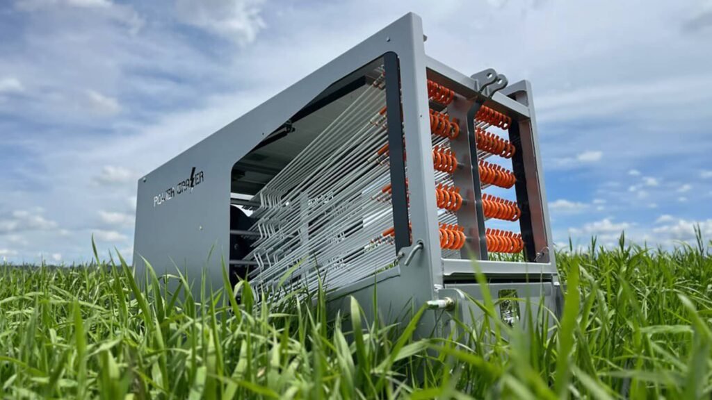 range-ward-solar-electric-fence-system-canada